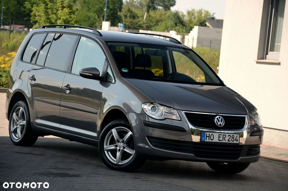 Volkswagen Touran - 3