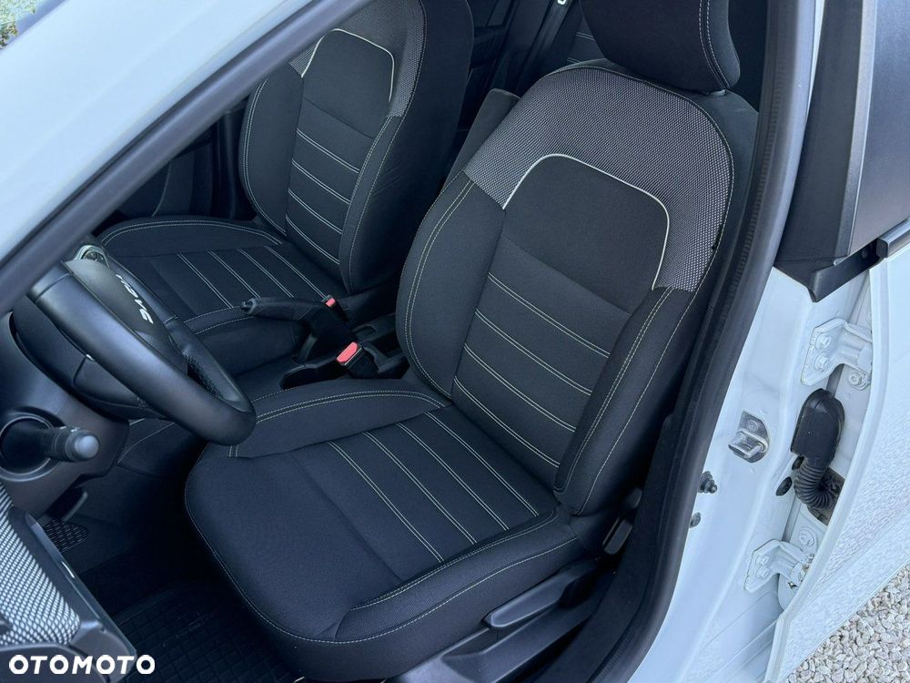 Dacia Sandero - 14