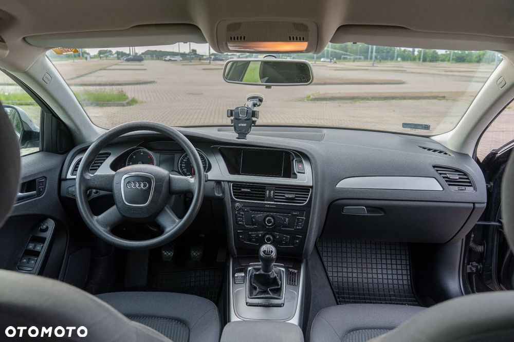 Audi A4 Avant 2.0 TDI DPF Attraction - 14