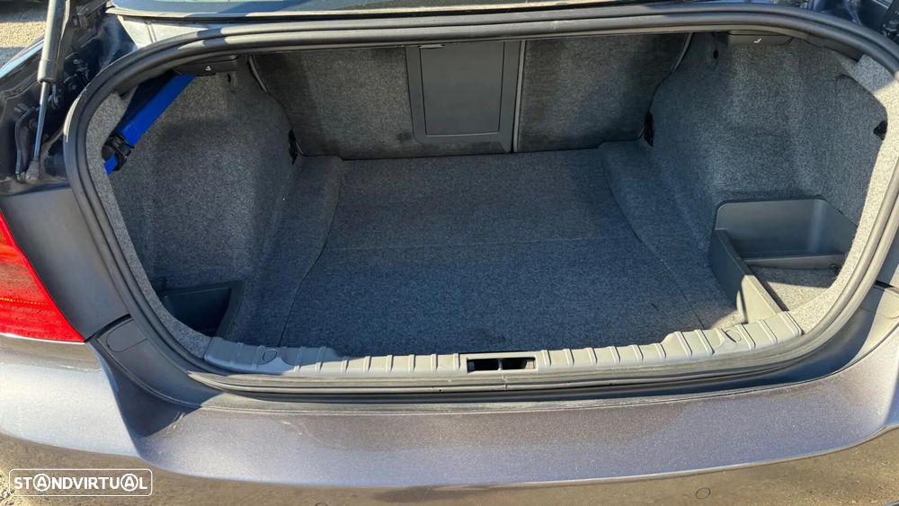 BMW 320 dA Exclusive - 30