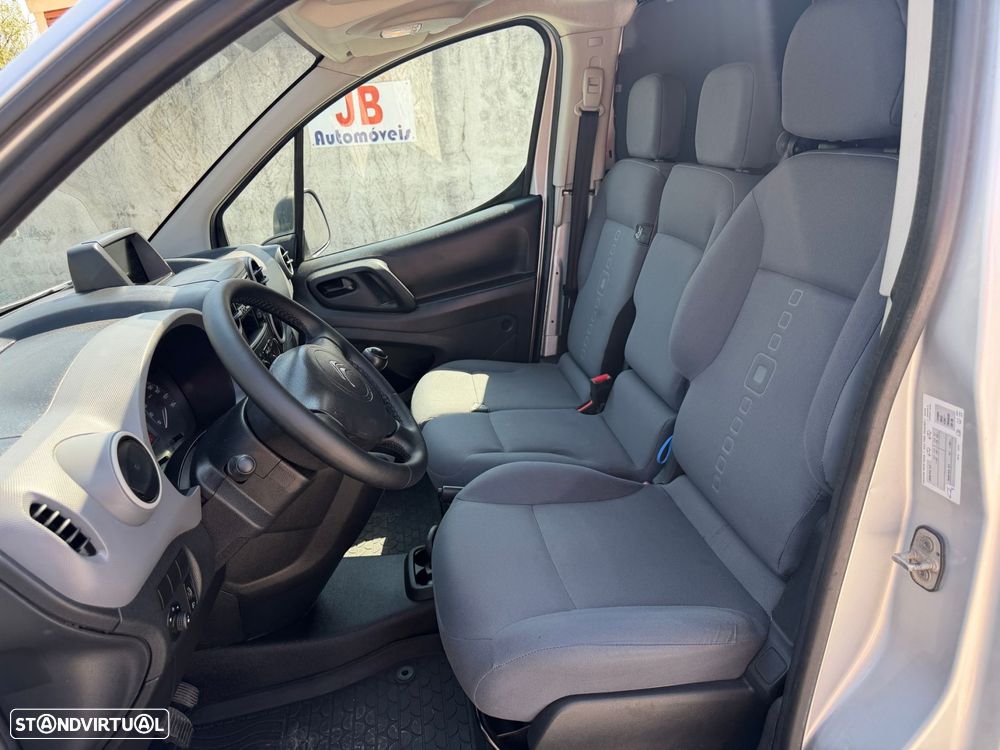 Citroën Berlingo 1.6 HDI 3LUG c/ GPS e AC - 8