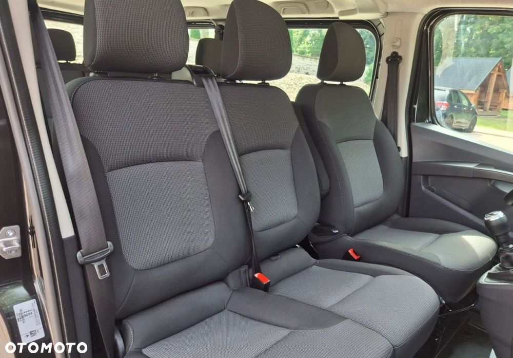 Renault Trafic - 16