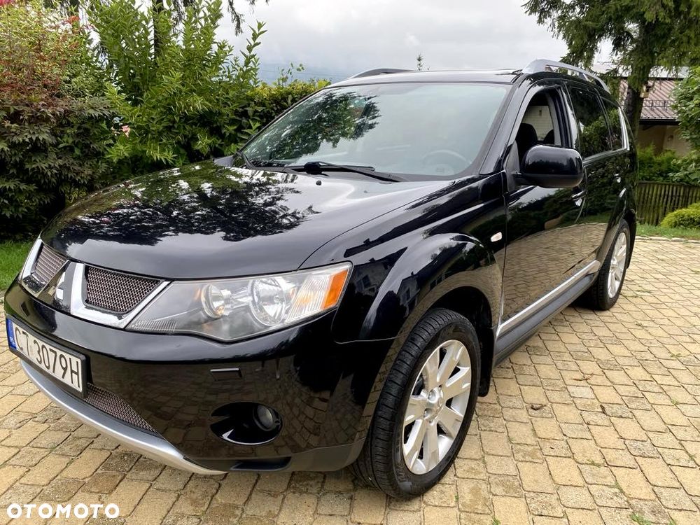 Mitsubishi Outlander 2.0 DID Instyle NAVI - 11