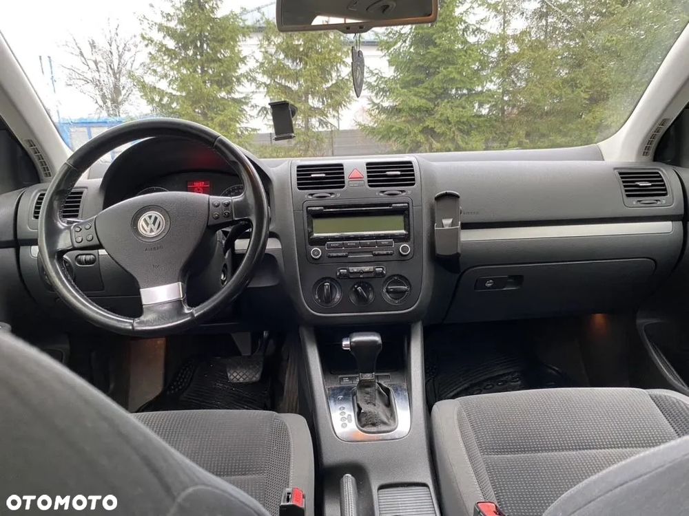 Volkswagen Golf 1.9 TDI DSG GT Sport - 7