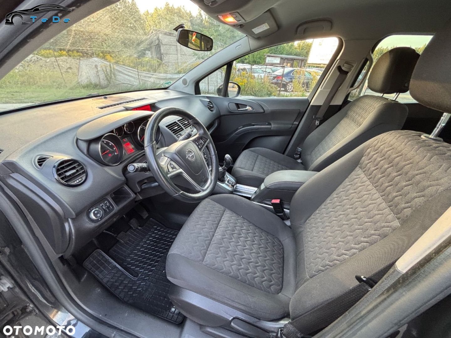 Opel Meriva 1.4 T Design Edition S&S - 17