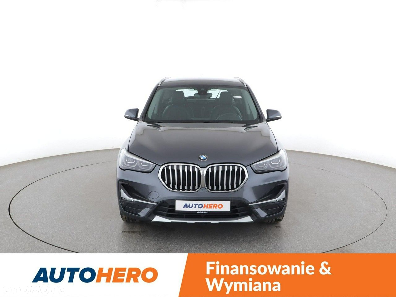 BMW X1 sDrive18d xLine - 11