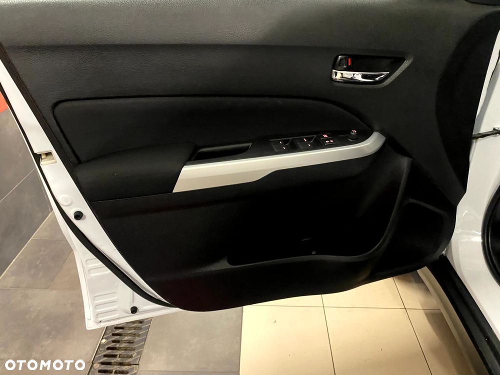 Suzuki Vitara 1.6 Premium 2WD - 19