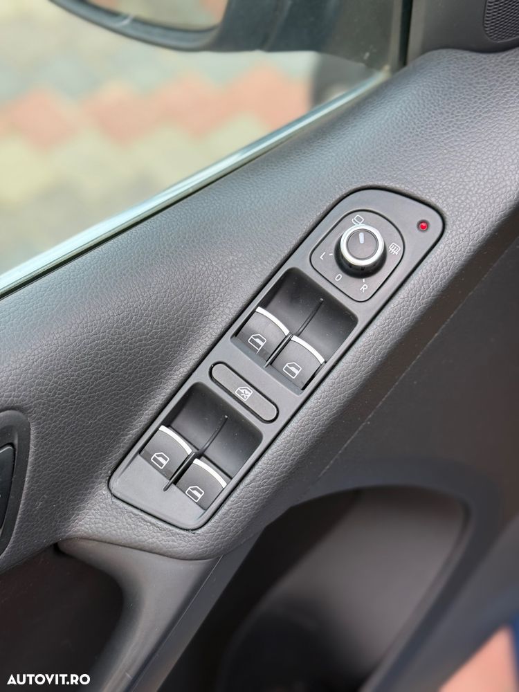 Volkswagen Tiguan 2.0 TDI DPF BlueMotion Technology Sport & Style - 20