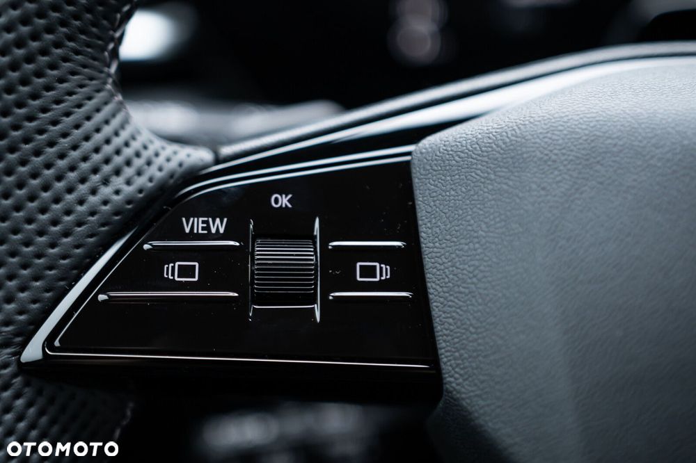 Audi Q5 Sportback - 24