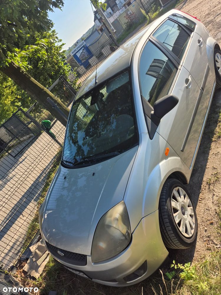 Ford Fiesta - 7