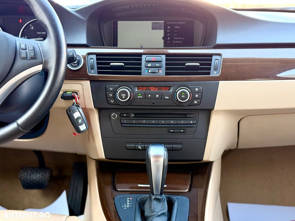 BMW Seria 3 320d xDrive DPF Aut. - 6