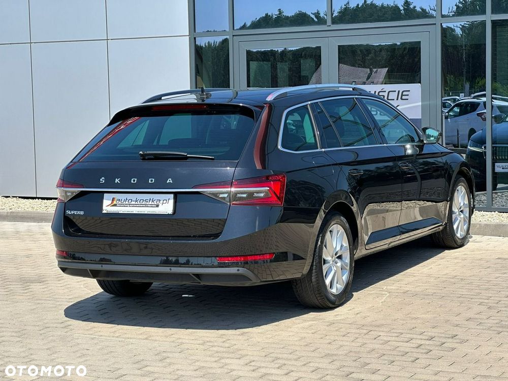Skoda Superb 1.5 TSI Ambition DSG - 8