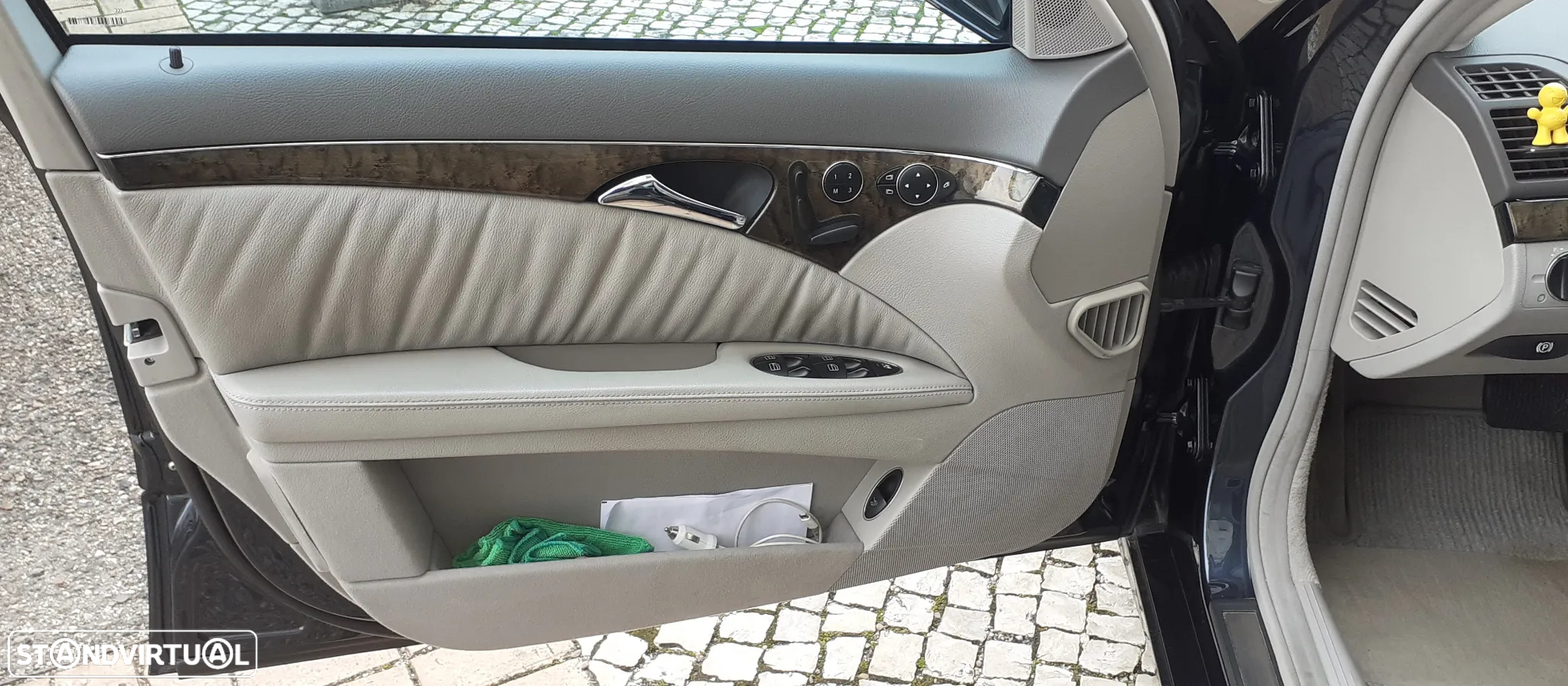Mercedes-Benz E 320 CDi Avantgarde - 21