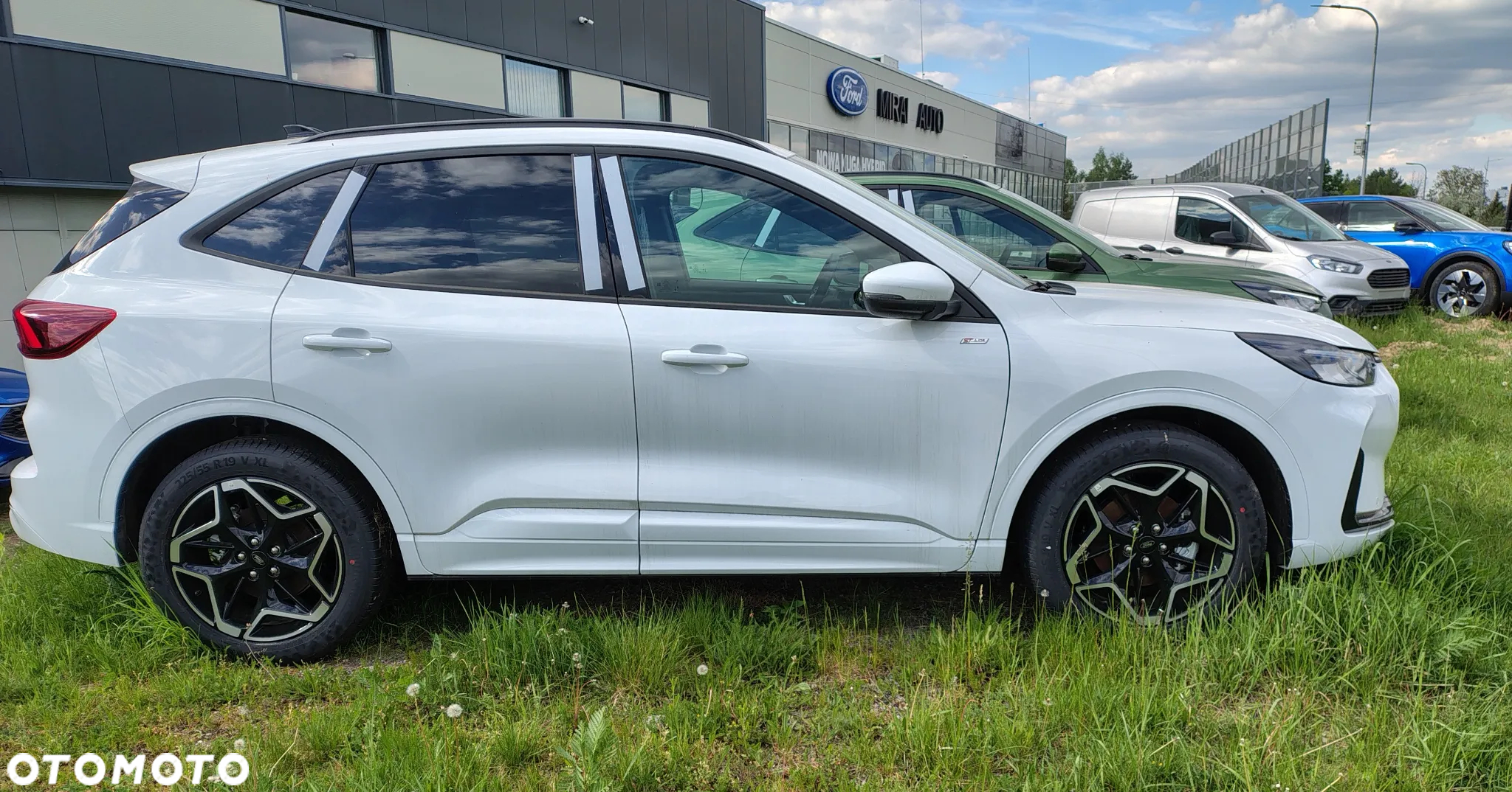 Ford Kuga 1.5 EcoBoost FWD ST-Line - 4