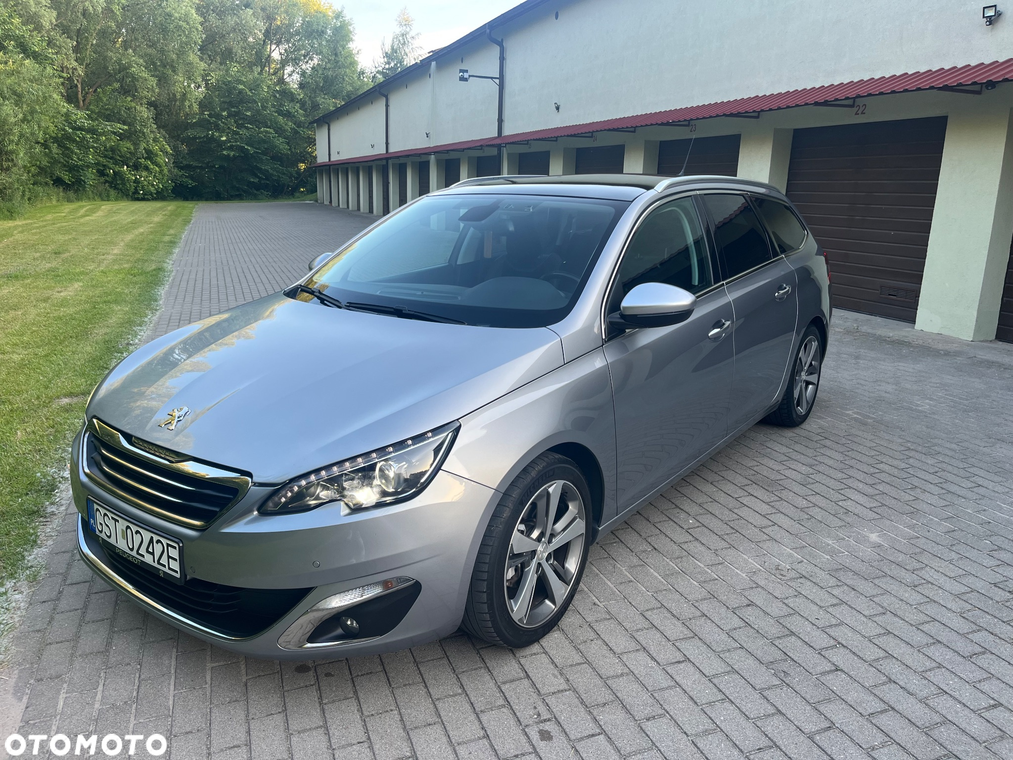 Peugeot 308 SW 1.2 PureTech Allure S&S - 5