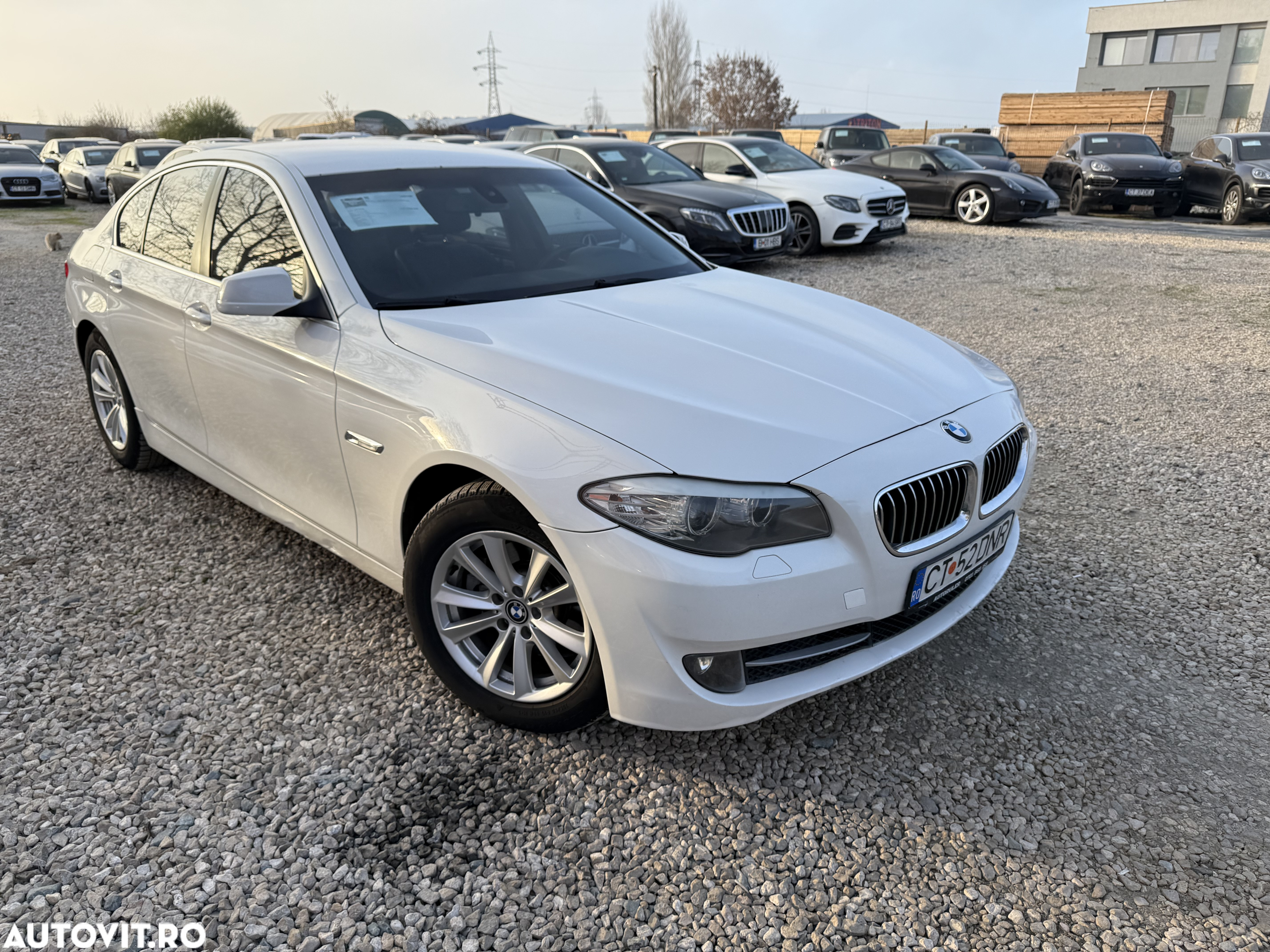BMW Seria 5 520d Aut. BluePerformance - 2