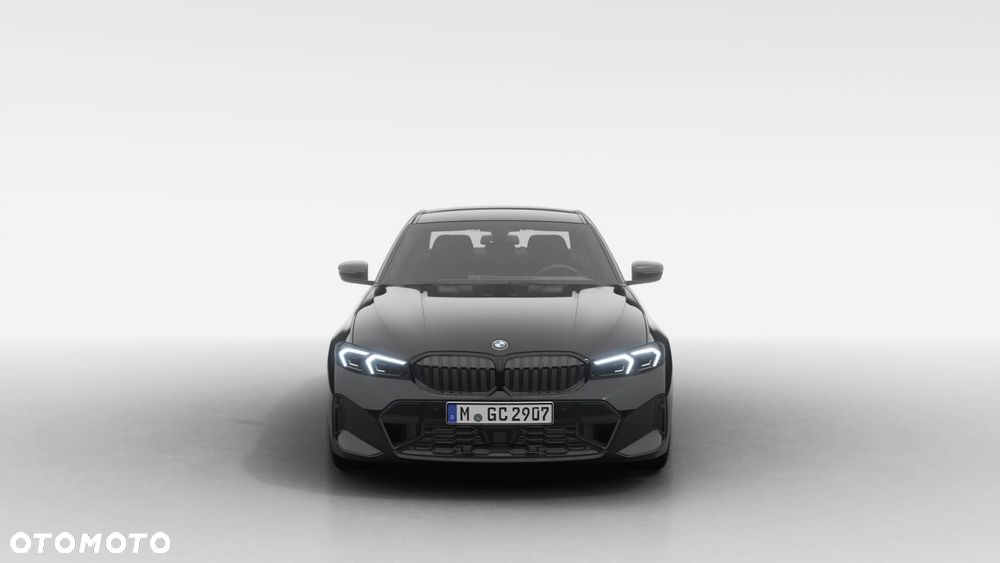 BMW Seria 3 330i xDrive M Sport - 3