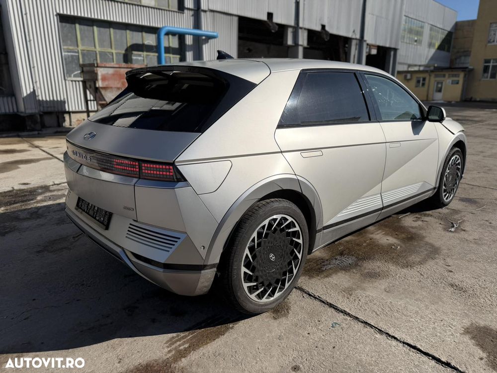 Hyundai IONIQ 5 - 13