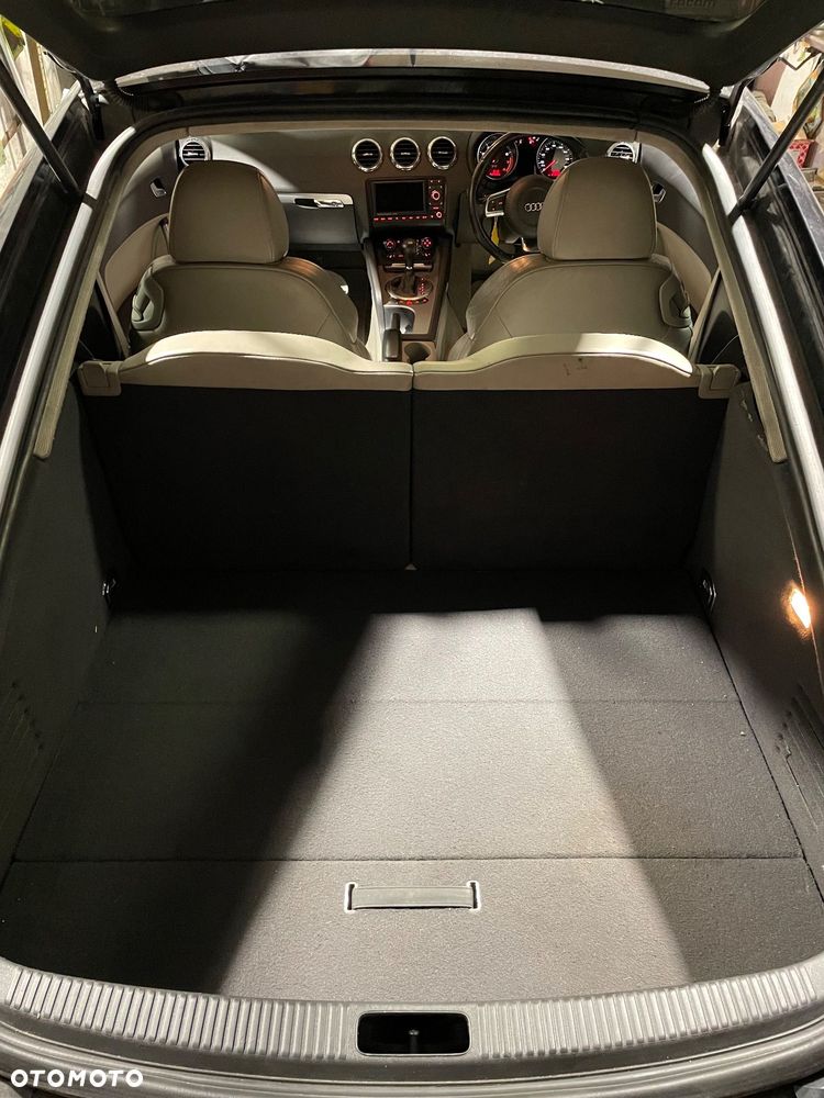 Audi TT Coupé 3.2 FSI Quattro S tronic - 9