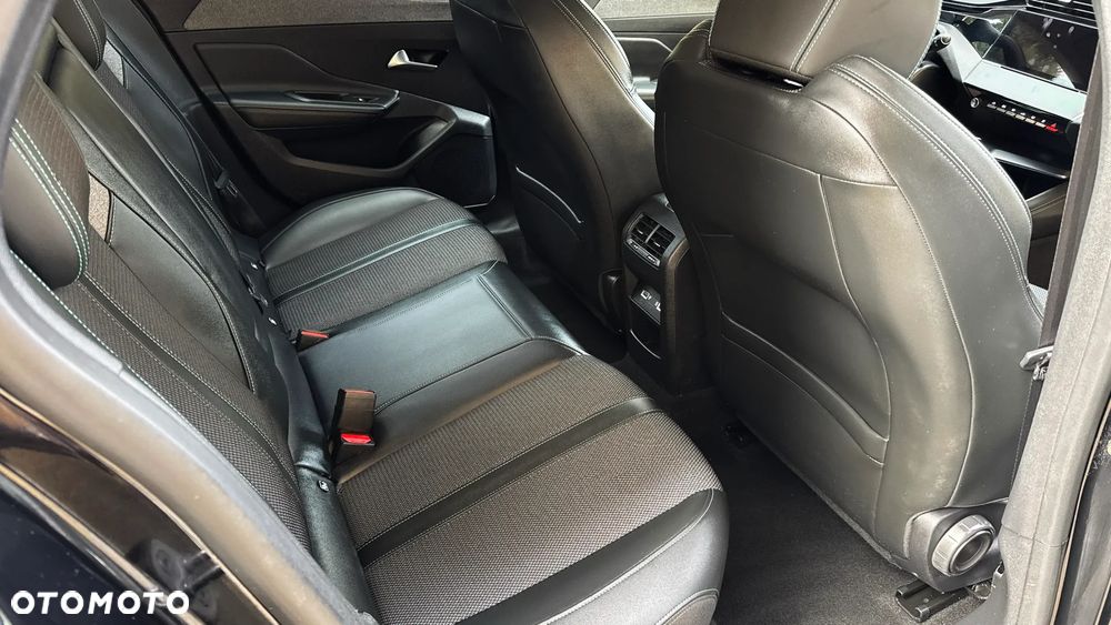 Peugeot 308 BlueHDi 130 EAT8 Allure - 18