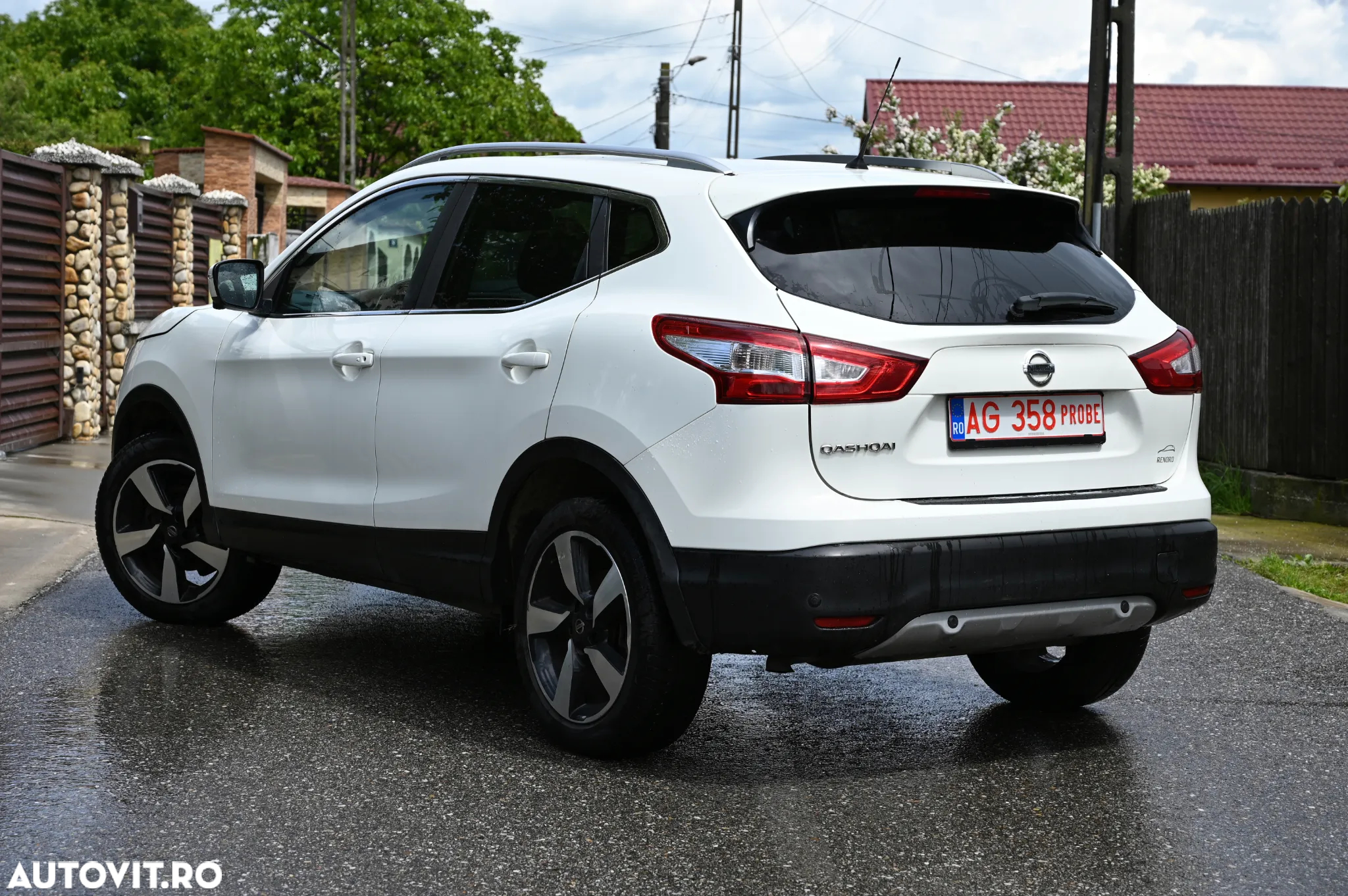 Nissan Qashqai 1.6 DCI N-Connecta - 4
