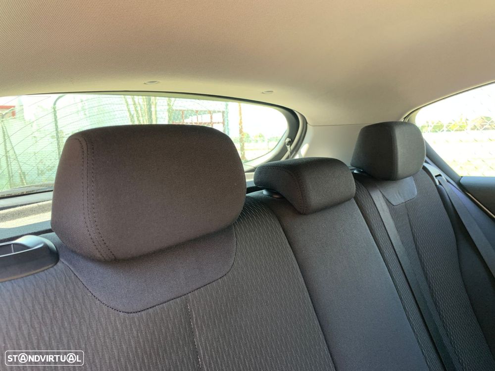 BMW 114 d Line Sport - 23