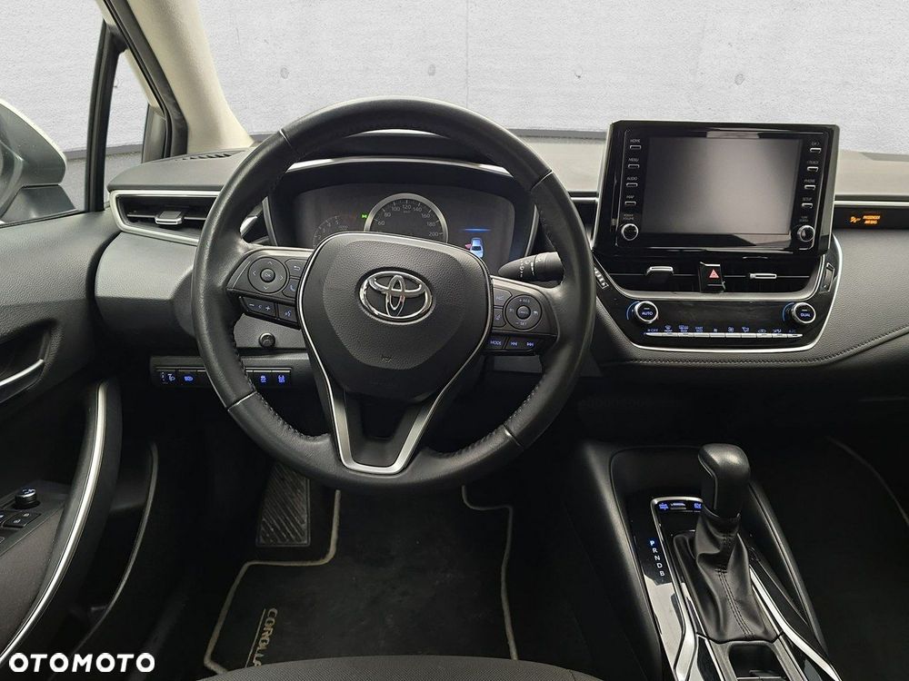 Toyota Corolla - 10