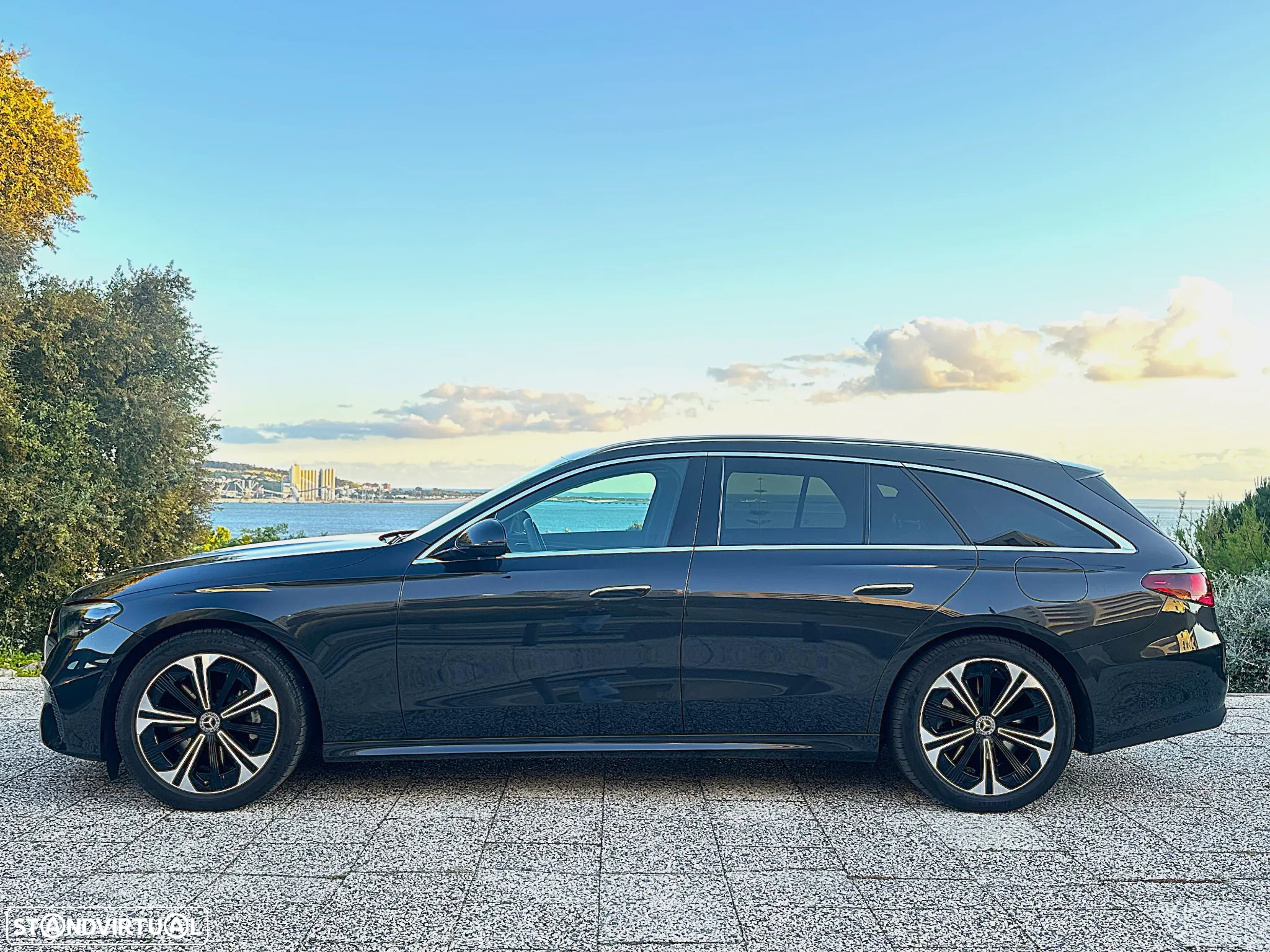 Mercedes-Benz E 300 e Avantgarde - 2