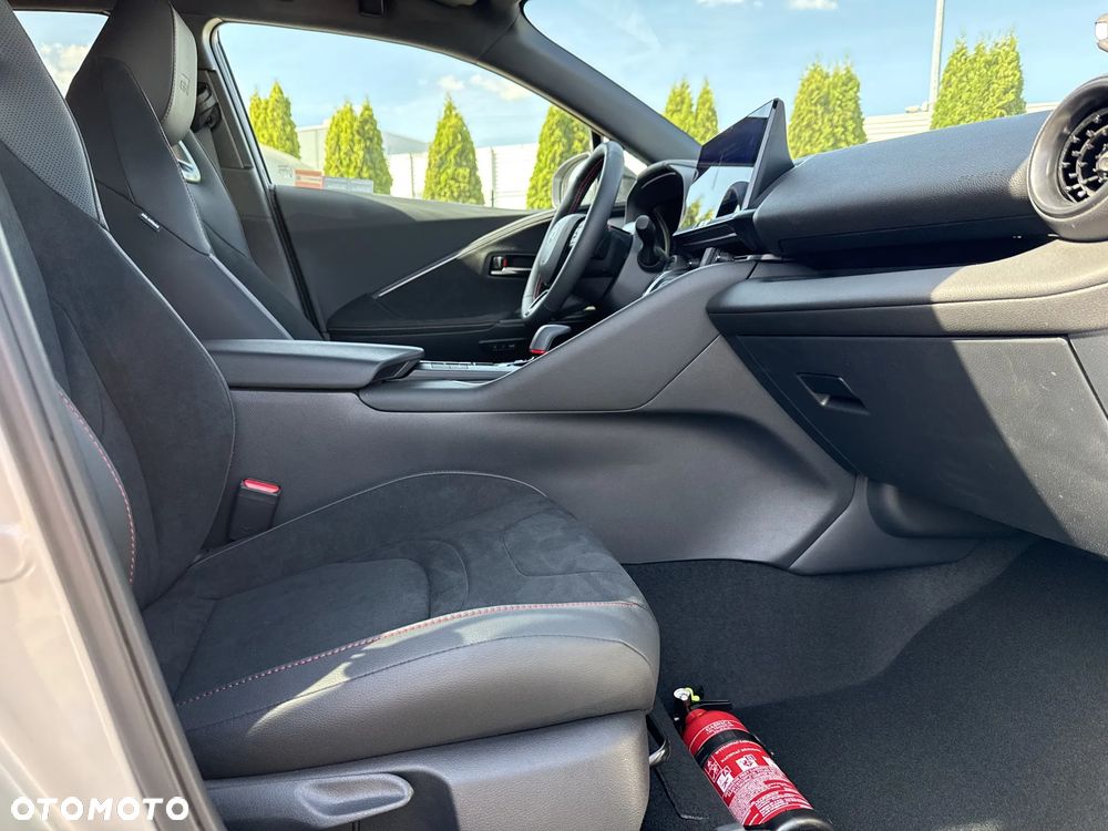 Toyota C-HR 1.8 Hybrid GR Sport - 17