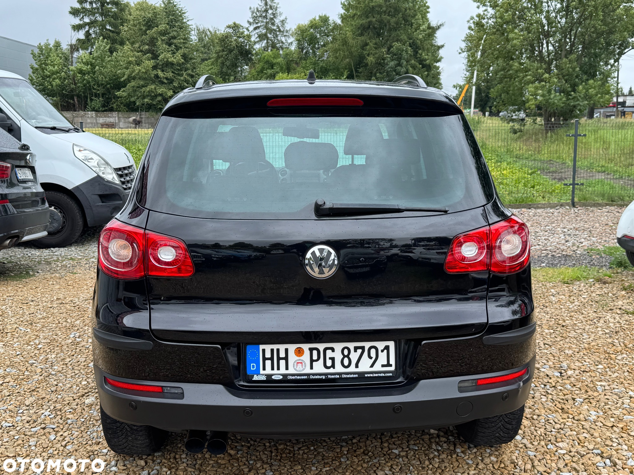 Volkswagen Tiguan - 11