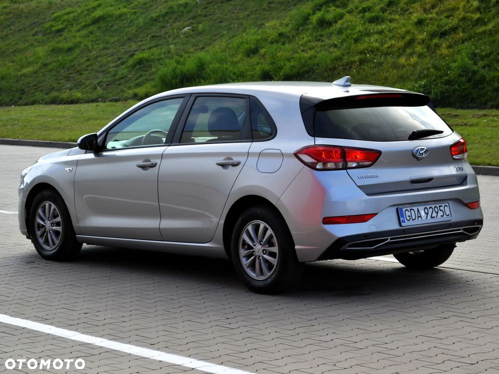 Hyundai i30 1.0 T-GDI Classic + - 4