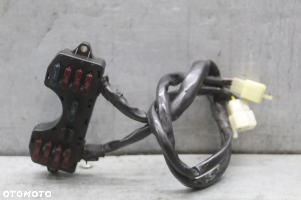 Honda NTV 650 Revere Puszka bezpieczników - 1