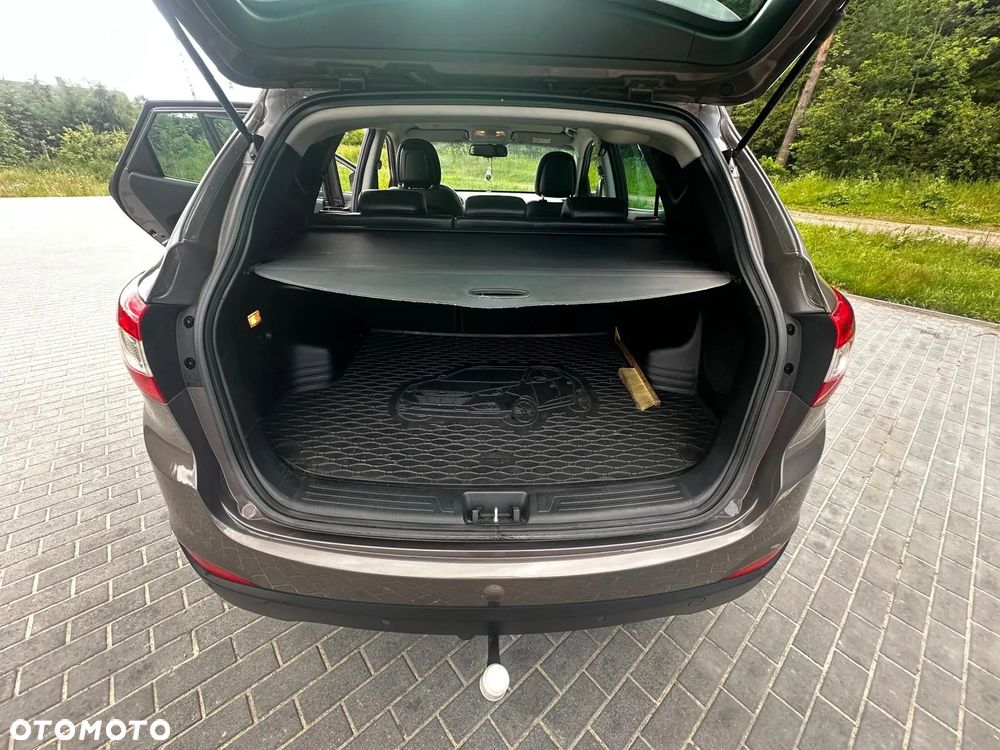 Hyundai ix35 1.7 CRDi Comfort 2WD - 24