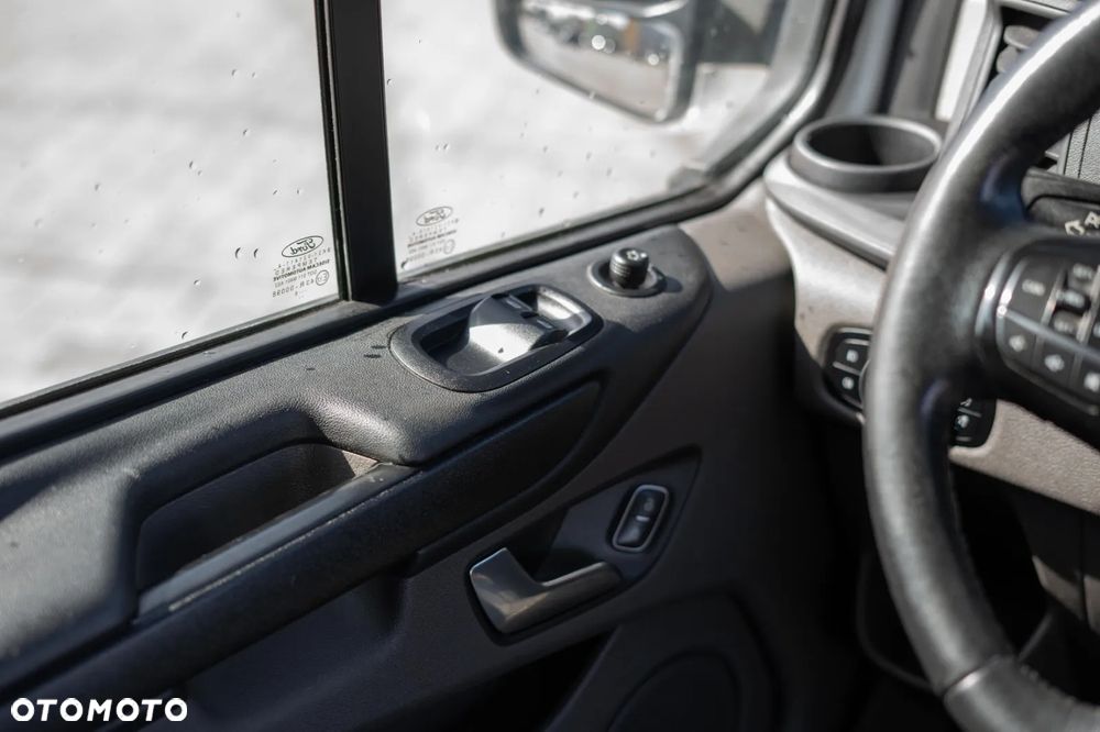 Ford Transit Custom - 17