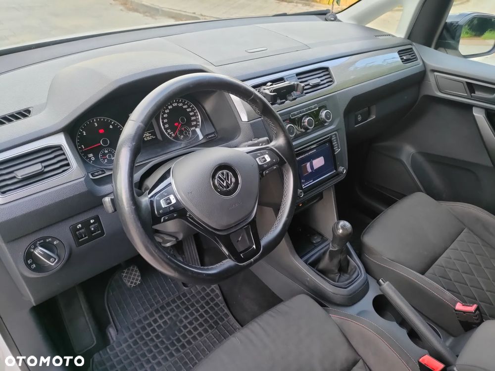 Volkswagen Caddy - 13