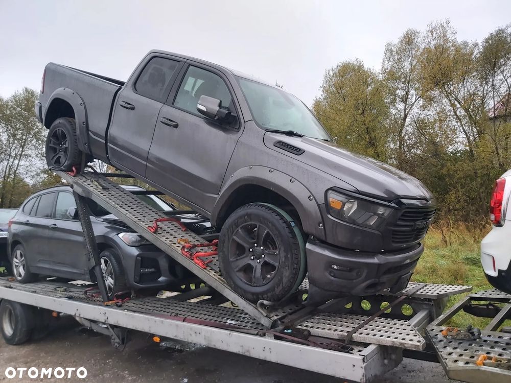 RAM 1500 Crew Cab Shortbed Bighorn - 31