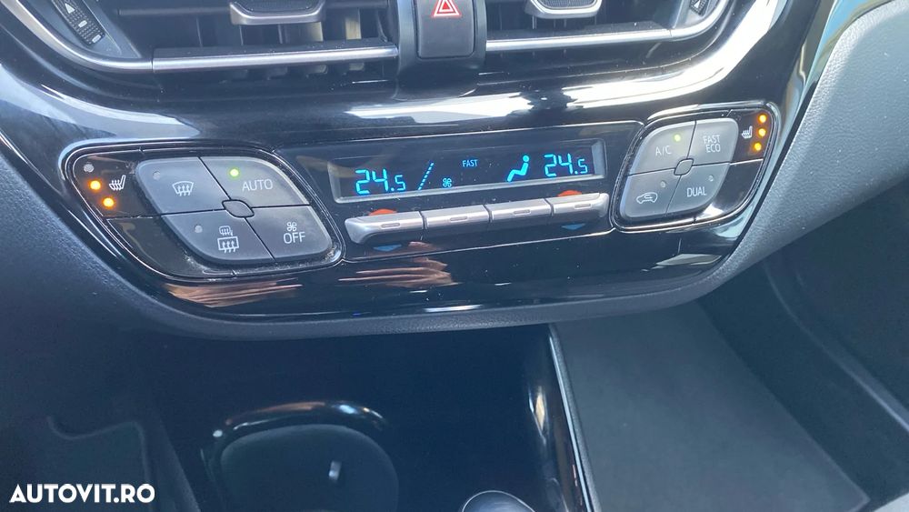 Toyota C-HR 1.8 HSD 122 CP 4x2 CVT Cult - 15