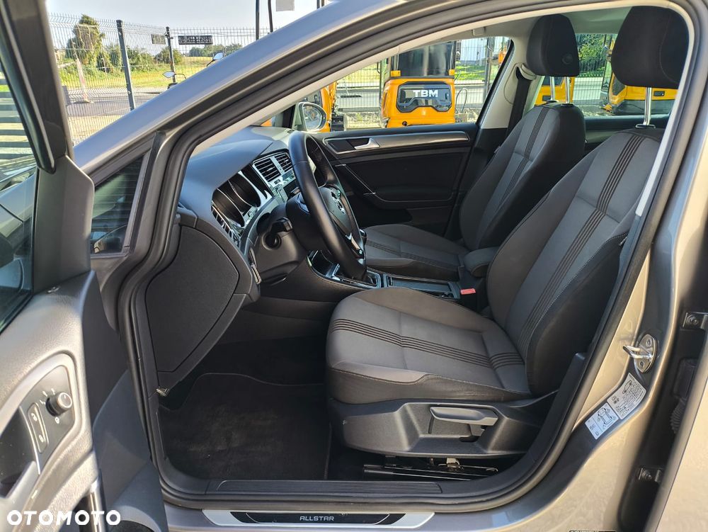 Volkswagen Golf 2.0 TDI BlueMotion Technology Allstar - 13