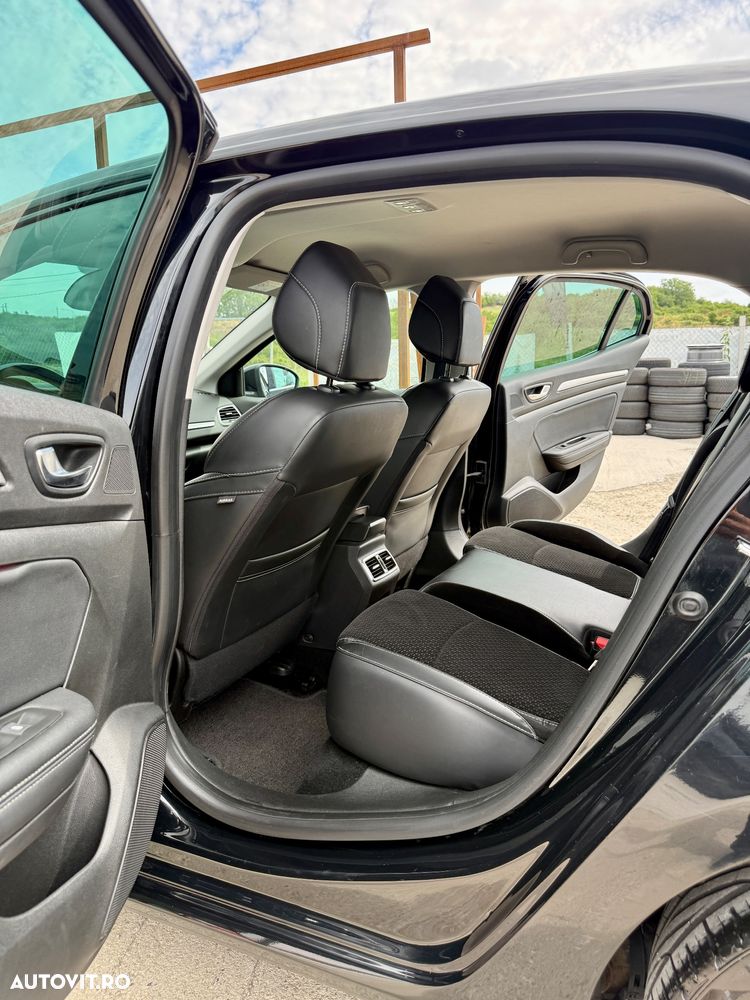 Renault Megane ENERGY TCe 130 EDC INTENS - 10