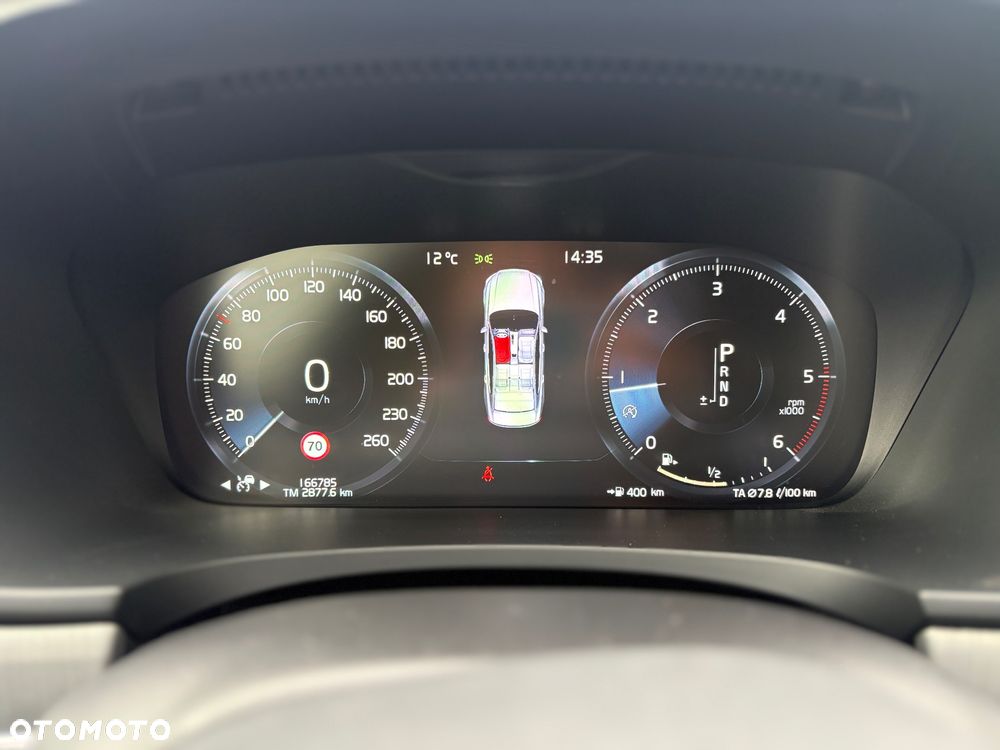 Volvo S90 D4 Momentum Pro - 28