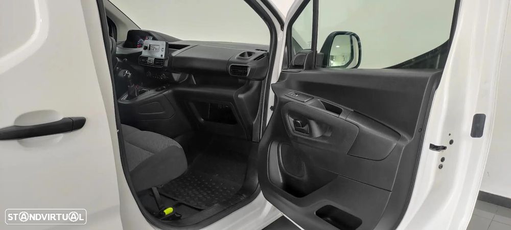 Peugeot Partner 3 Lugares - 23
