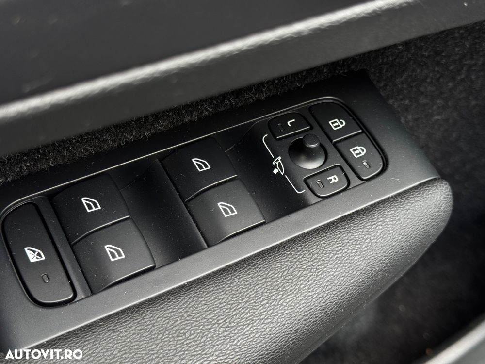 Volvo XC 40 D3 Momentum - 11