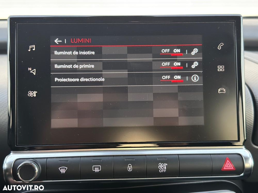 Citroën C4 Cactus 1.2 PureTech S&S EAT6 Shine - 24