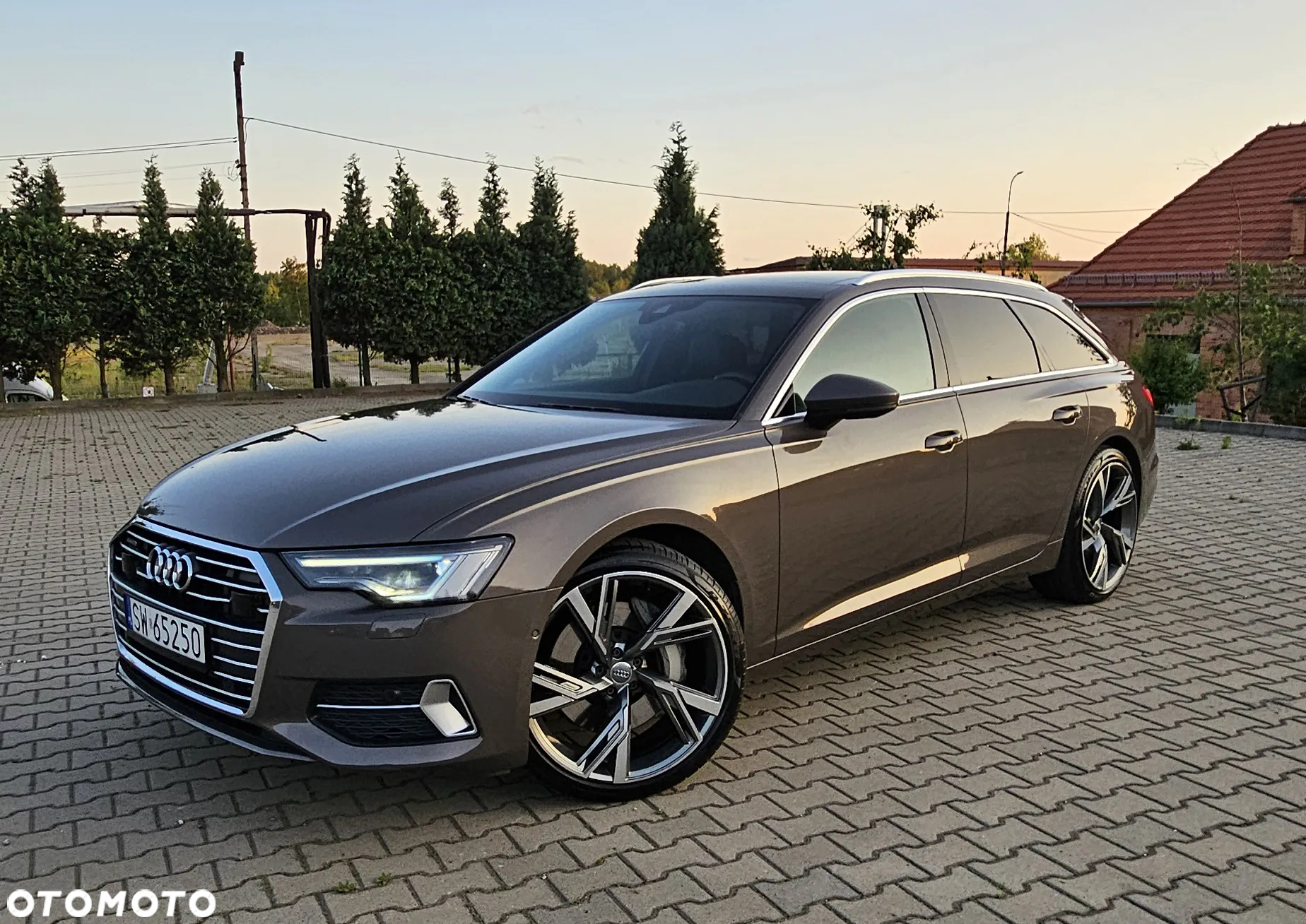 Audi A6 Avant 55 TFSI quattro S tronic - 5