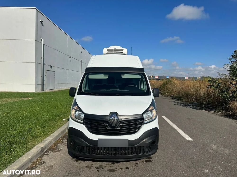 Renault TRAFIC - 1