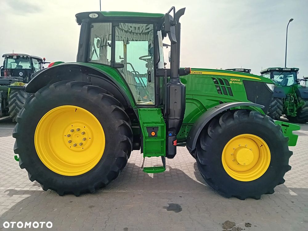John Deere 6195M - 7