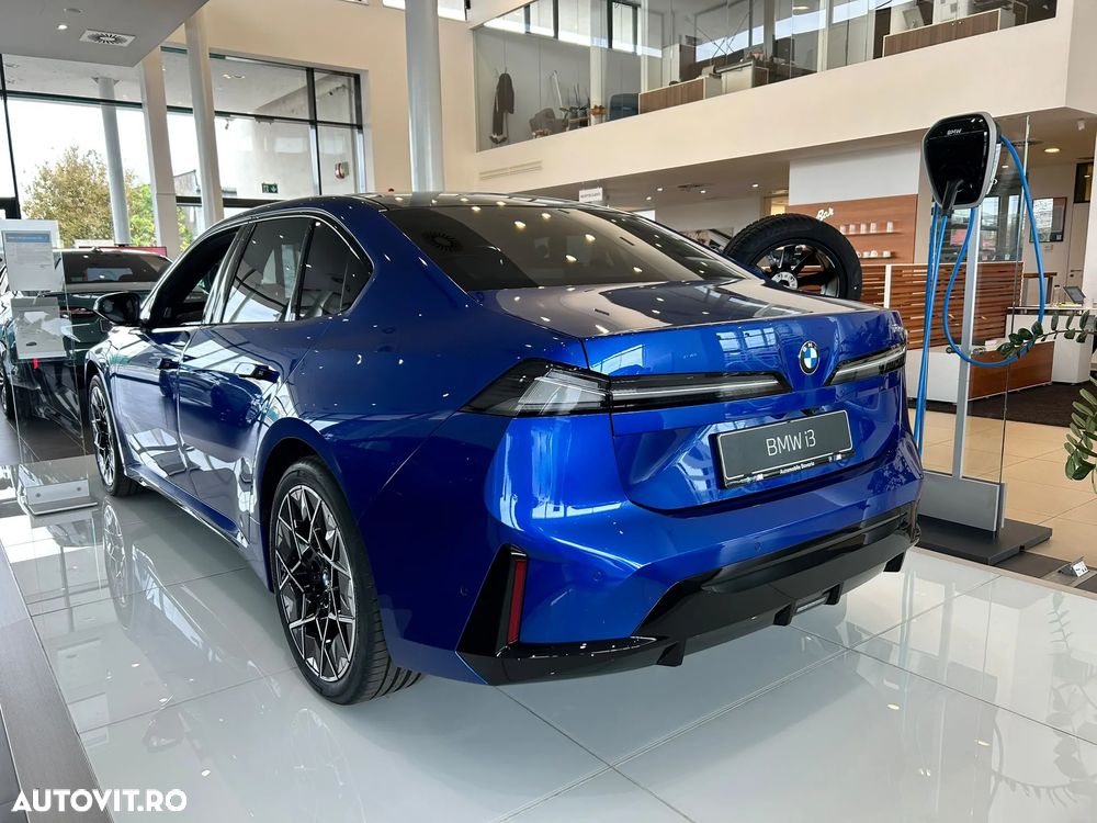 BMW i3 50 xDrive First Edition - 4