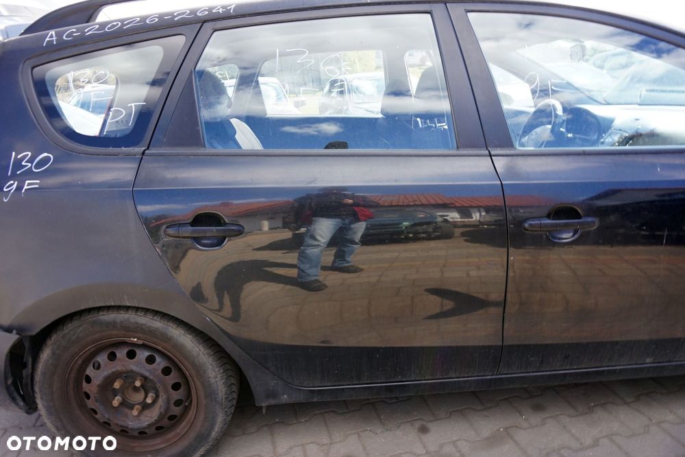 DRZWI TYLNE PRAWE I30 I KOMBI 9F  SZARY HYUNDAI 2007-2010 - 3