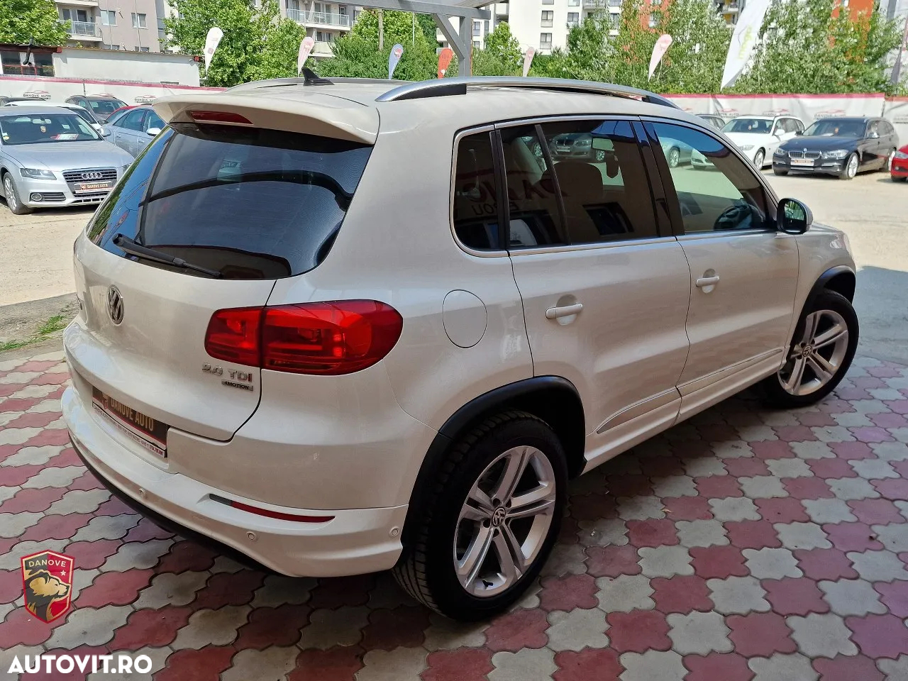 Volkswagen Tiguan 2.0 TDI DPF 4Motion Team - 12