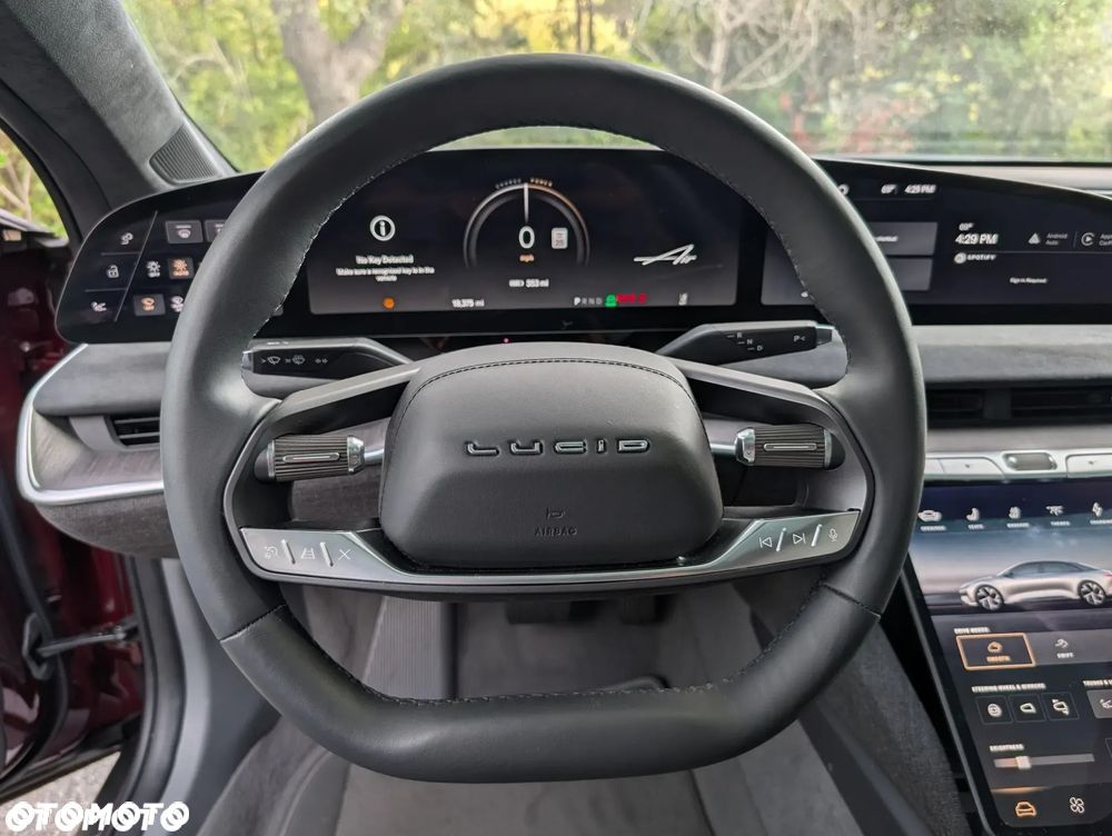 Lucid Air - 14